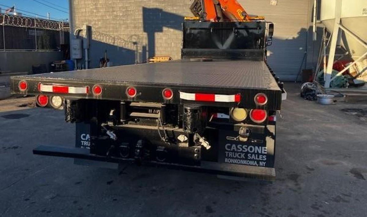 Used 2007 PALFINGER PK23002 MOUNTED ON 2007 FREIGHTLINER BUSINESS CLASS M2 106