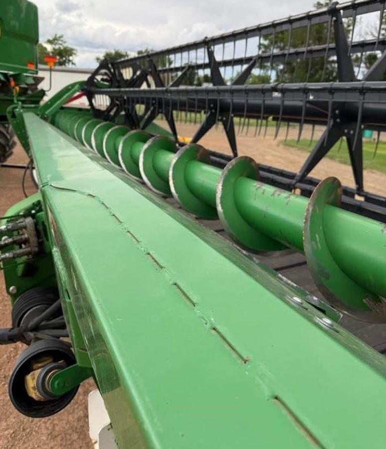 Used 2016 John Deere 640FD Platform Header