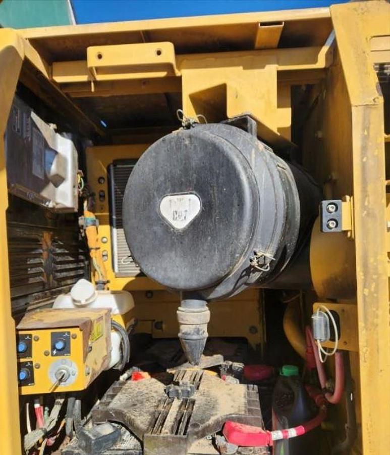 Used 2009 Caterpillar 325dl