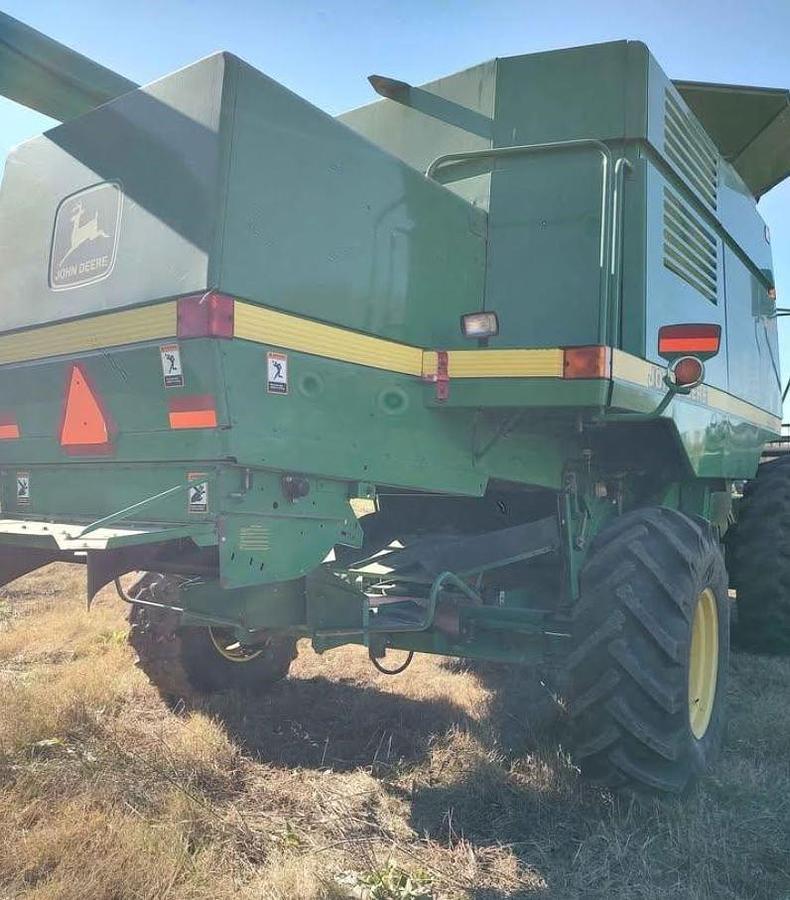 Used 1999 John Deere 9510 Combine