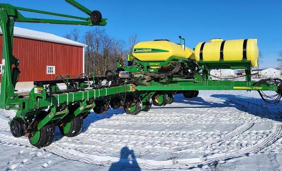 Used 2015 JOHN DEERE 1775NT