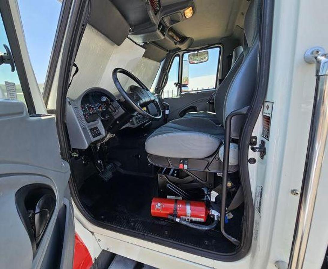 Used 2007 Fassi F190A.22 Mounted on a 2007 International Workstar 7600