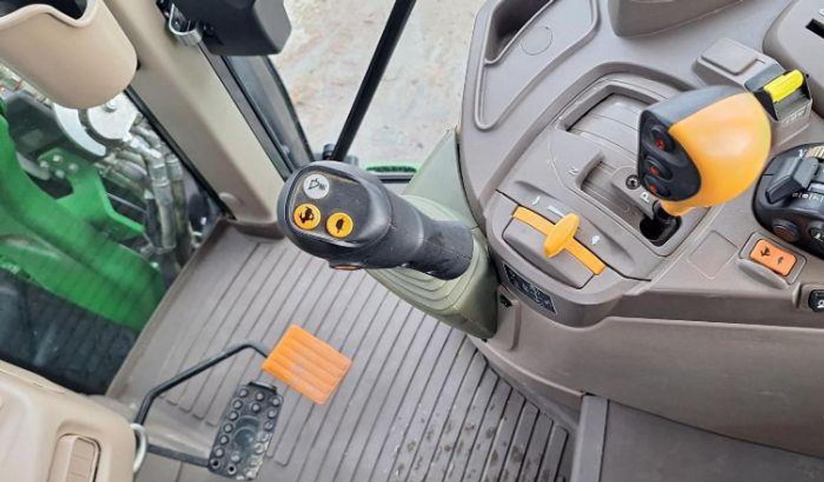 Used 2020 JOHN DEERE 6120M