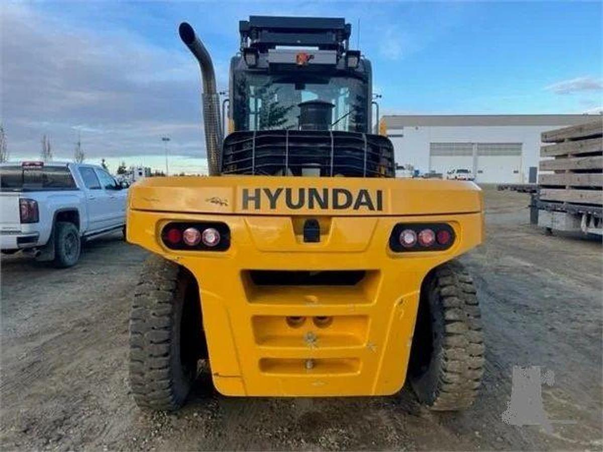 Used 2022 Hyundai 160D-9