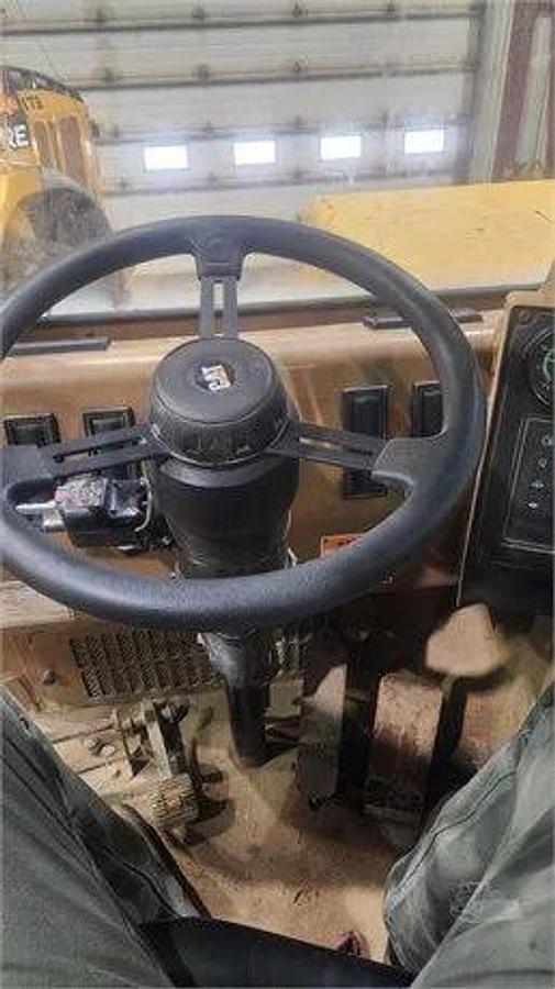 Used 2001 CATERPILLAR 615C II