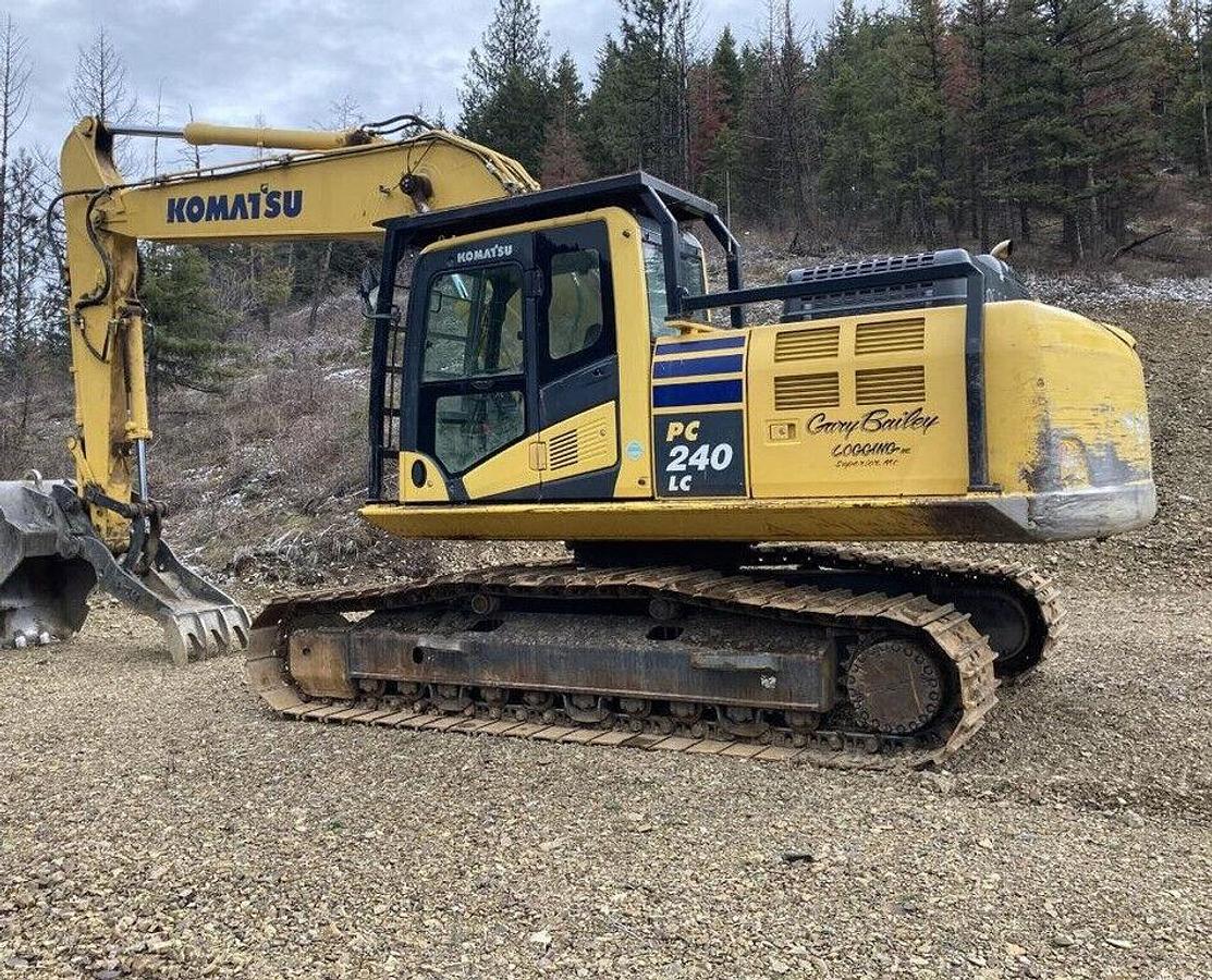 Used 2017 Komatsu PC240 LC-11 Crawler Excavator