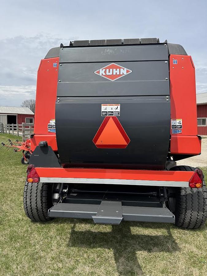 Used Kuhn VB2160 Round Baler