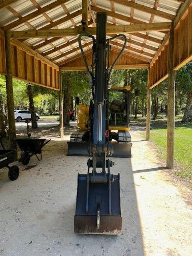 Used 2021 JOHN DEERE 85G