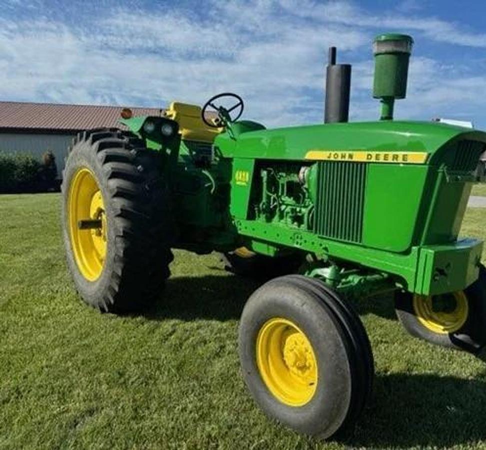 Used 1971 John Deere 4020