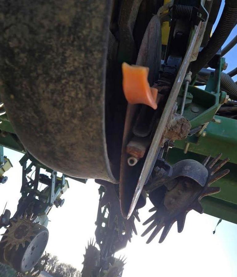 Used 2007 John Deere 1770NT