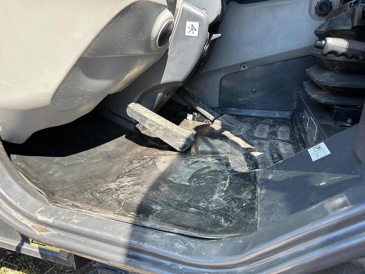 Used 2021 Case 221f Loader With Factory Bucket