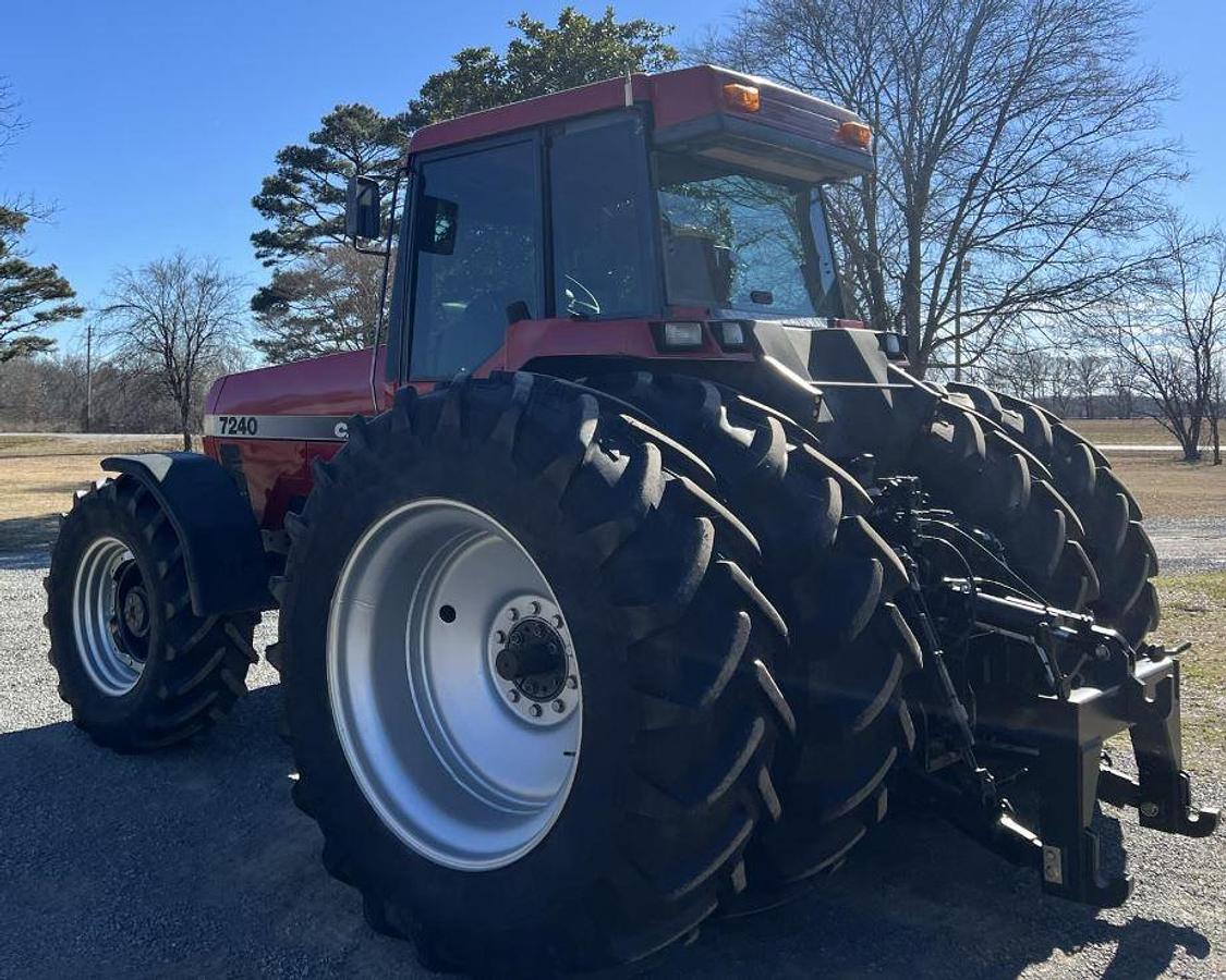 Used 1996 CASE IH 7240 Tractor