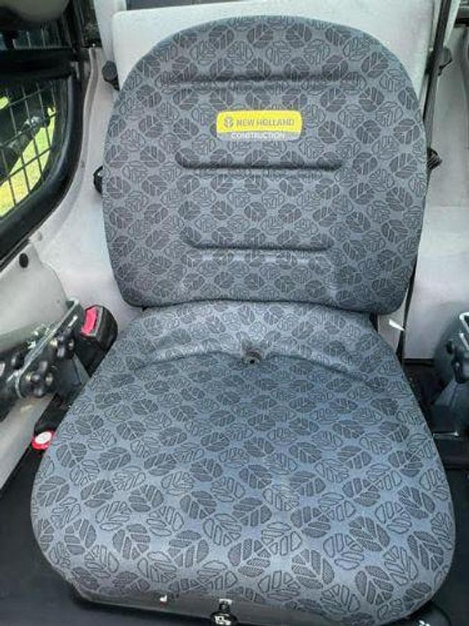 Used 2019 NEW HOLLAND L220 Skid Steer