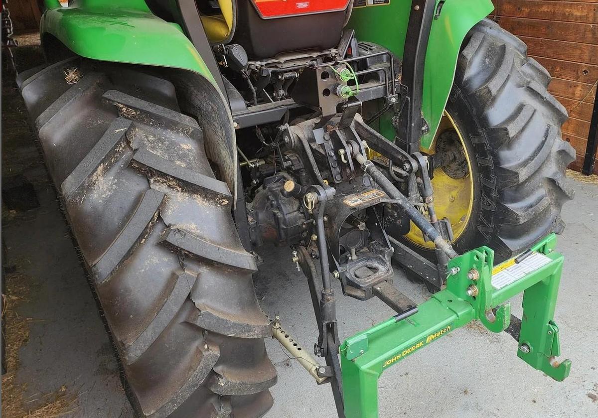 Used John Deere 4120