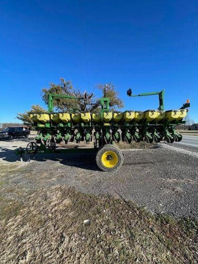 Used 2022 John Deere 1745