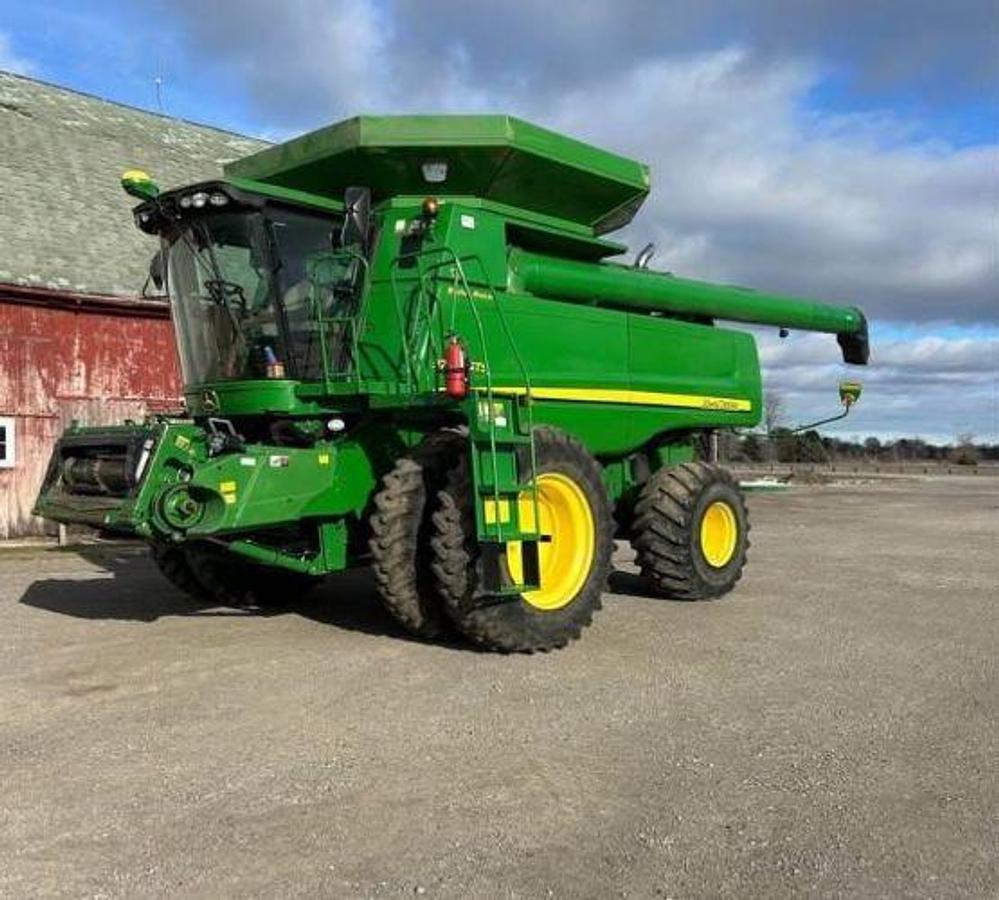 Used 2010 JOHN DEERE 9770 STS