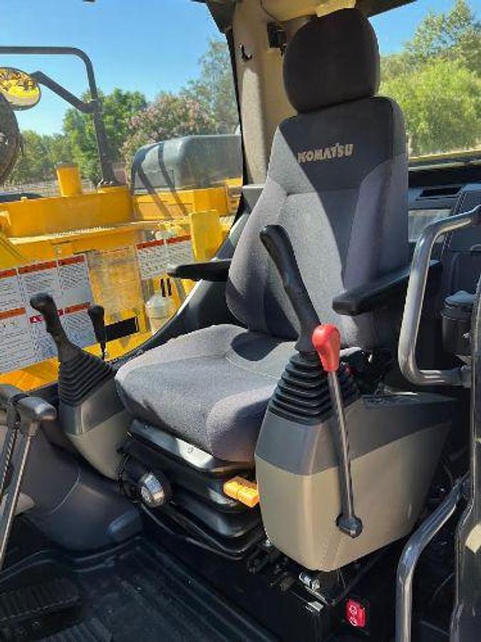 Used 2019 KOMATSU PC138US LC