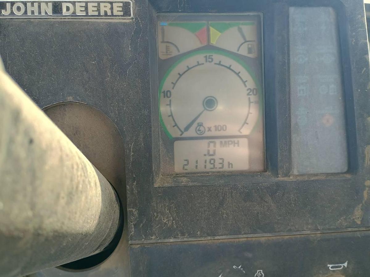 Used 1992 John Deere 8760