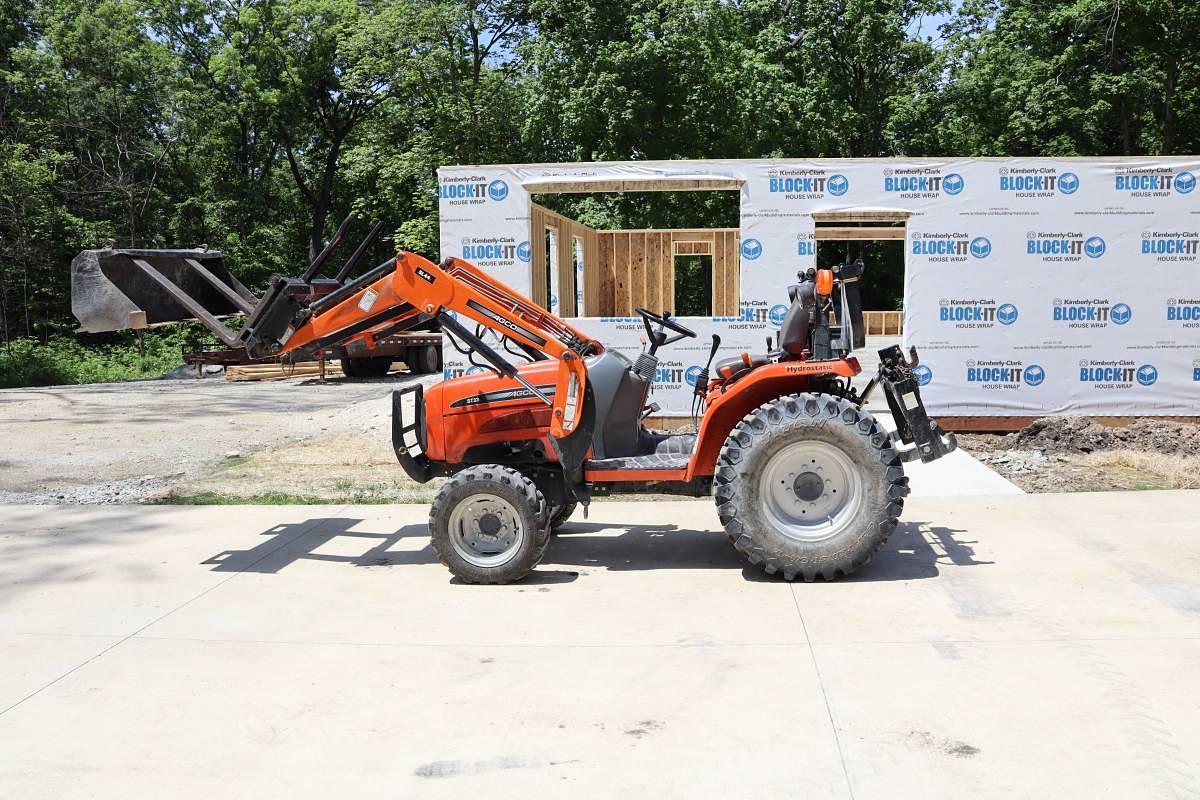 Used 2005 AGCO ST33DA