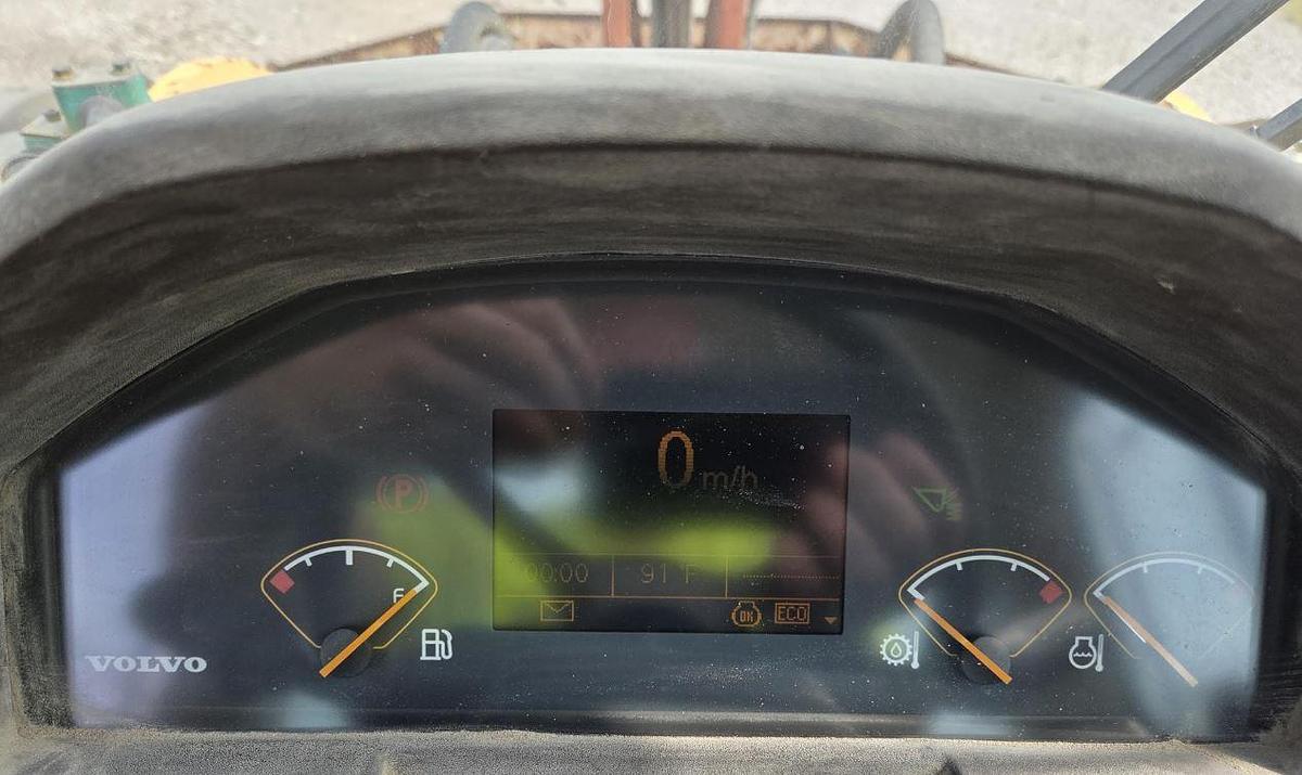 Used 2014 Volvo L180G