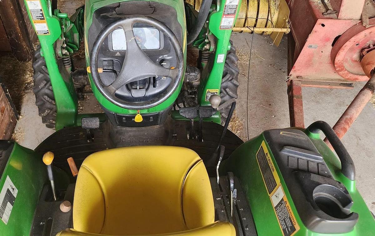 Used 2004 John Deere 4120