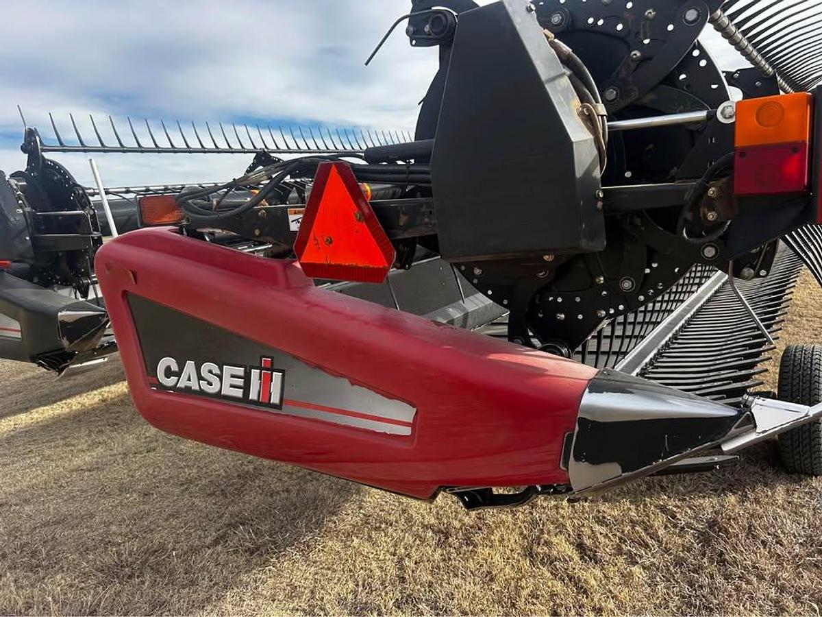 Used 2008 Case IH 35' Header