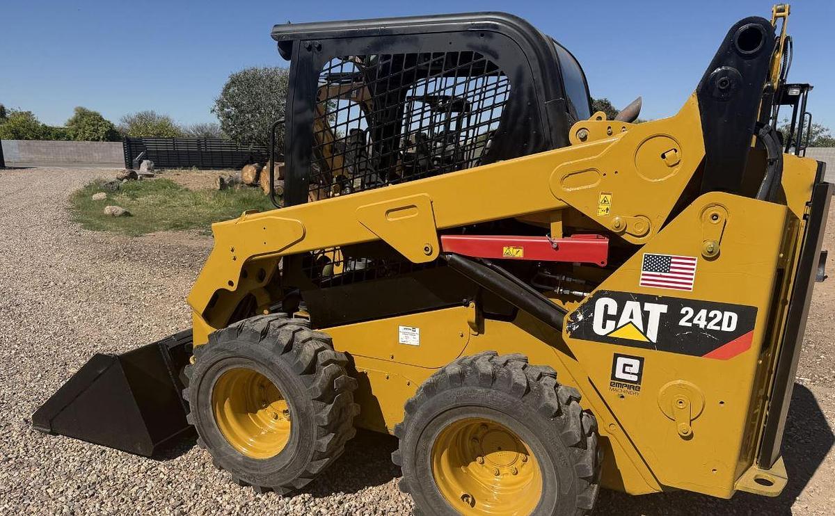 Used 2018 Caterpillar 242D