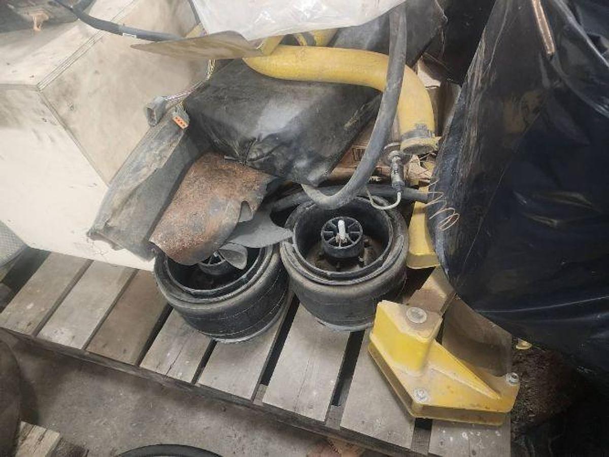 Used 2000 Rogator 1254