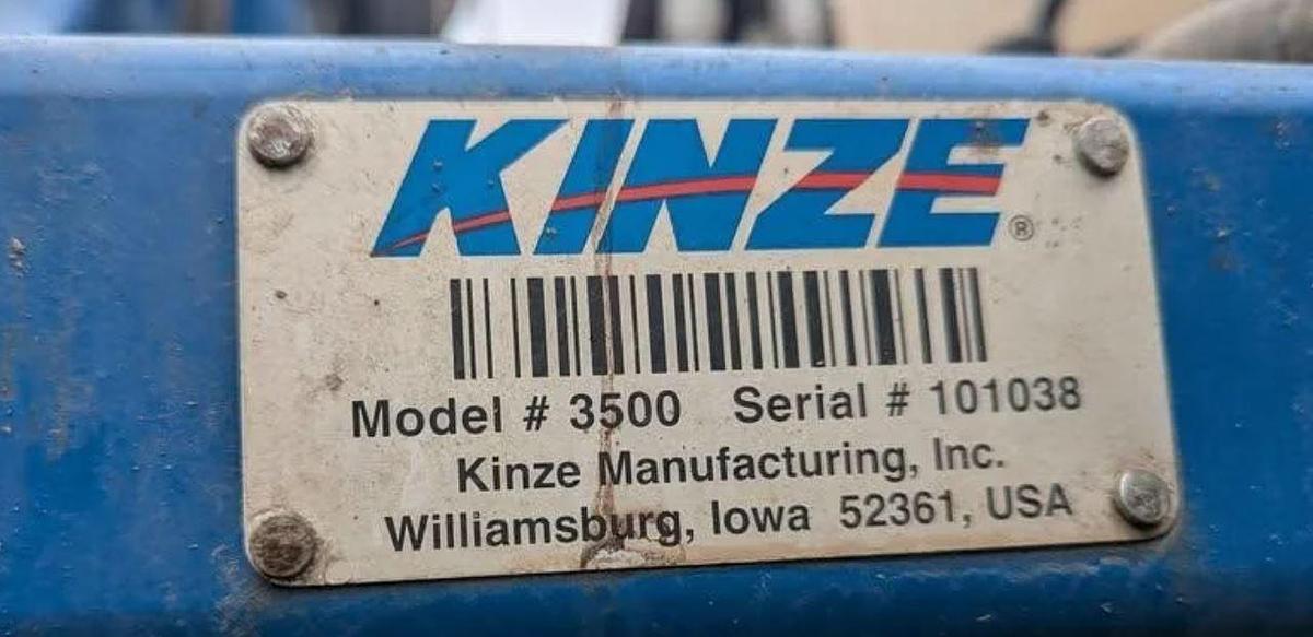 Used 2014 Kinze 3500