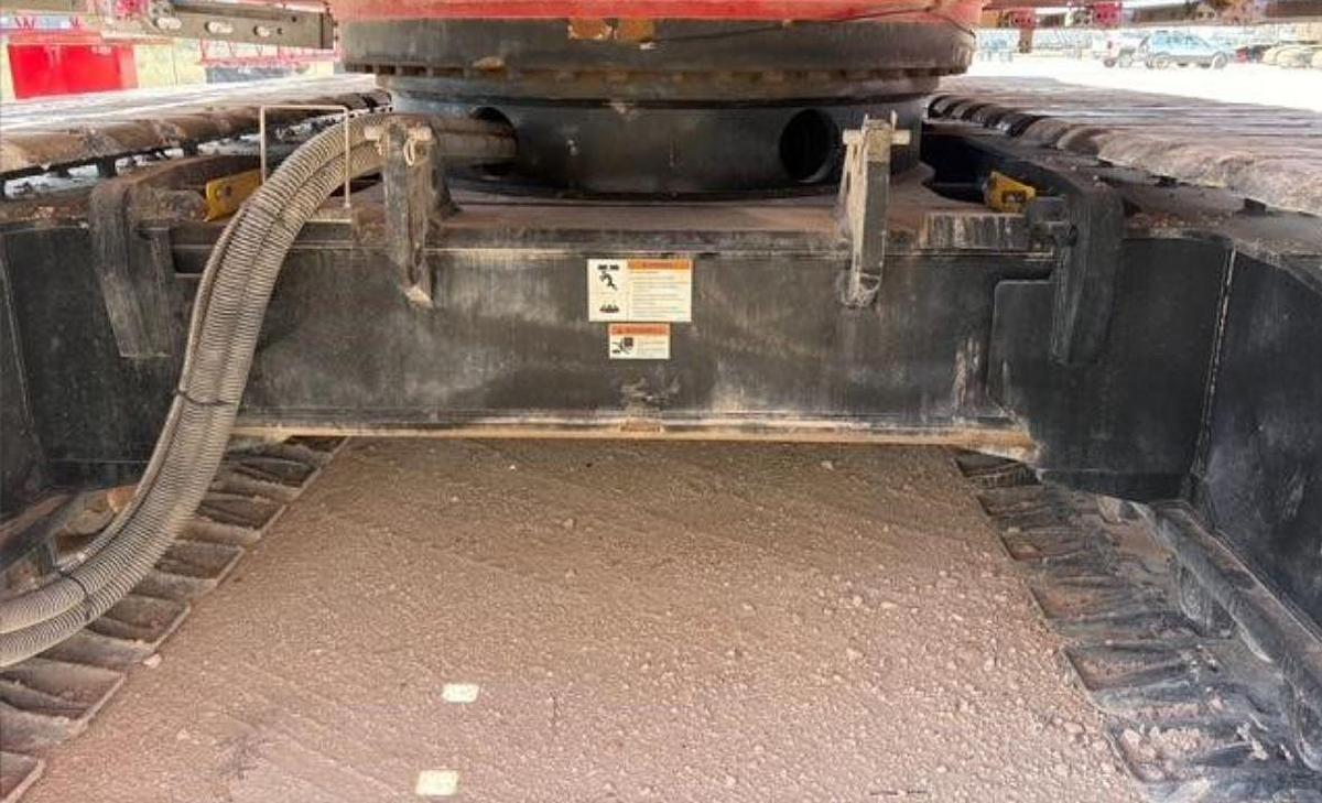 Used 2024 Manitowoc MLC100-1