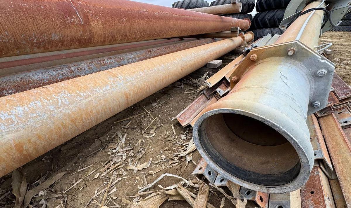 Used 2013 Valley 7000 7 Tower Irrigation System