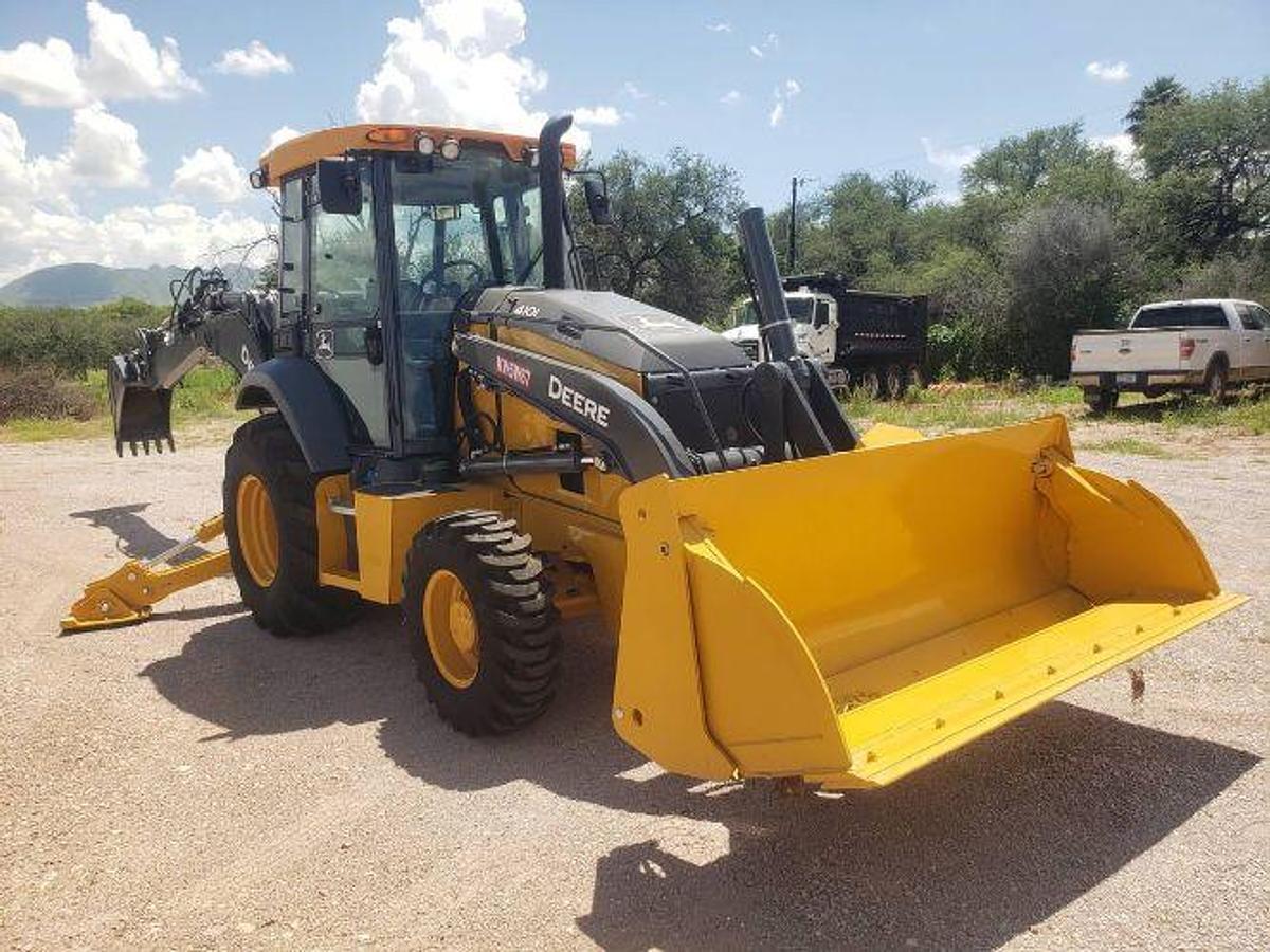 Used 2022 JOHN DEERE 410L