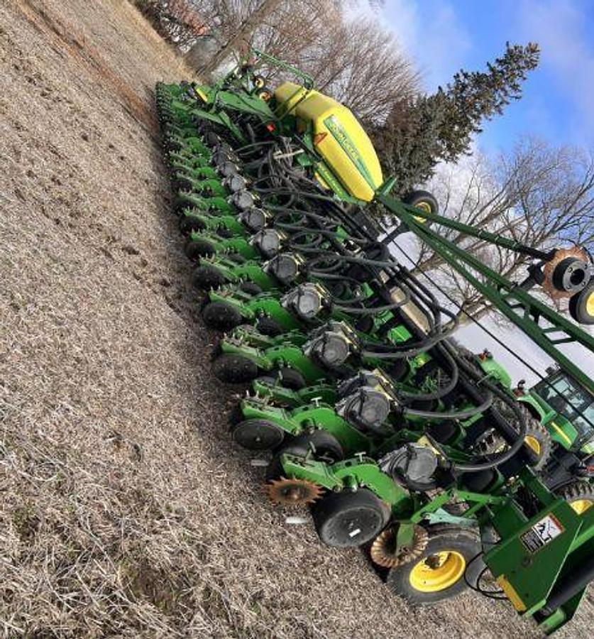 Used 2010 John Deere DB60
