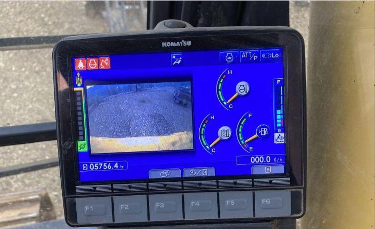 Used 2017 KOMATSU PC240 LC 11