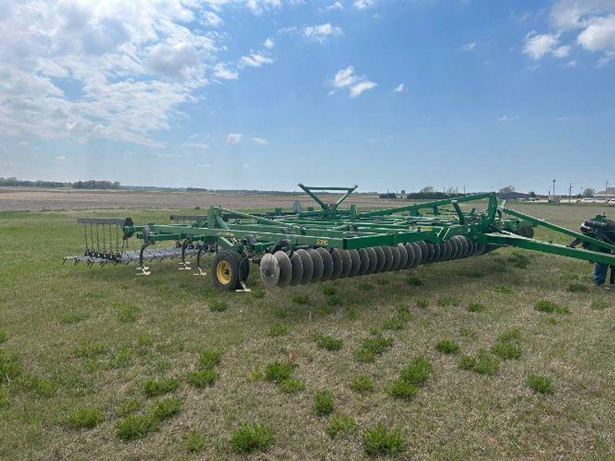 Used 2015 JOHN DEERE 23102015 2310 John Deere Mulch Finisher