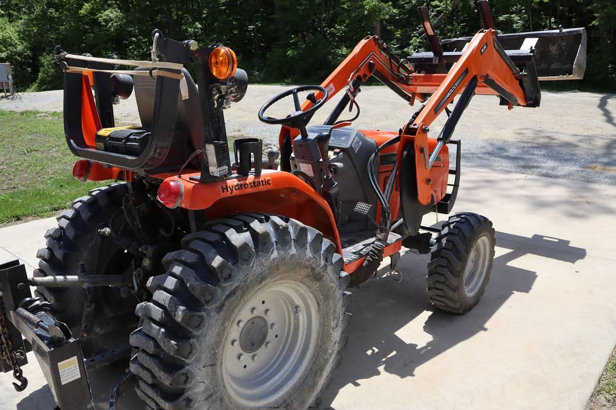 Used 2005 AGCO ST33DA