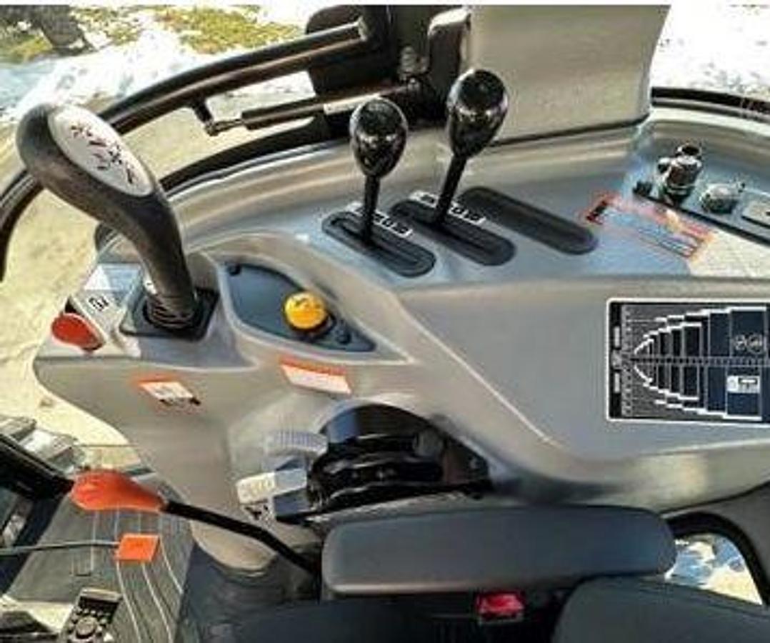 Used 2022 Mahindra 6075 PST