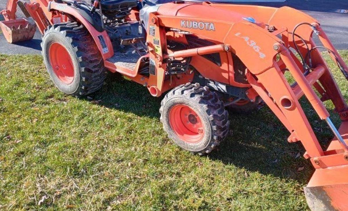 Used 2011 KUBOTA B2920