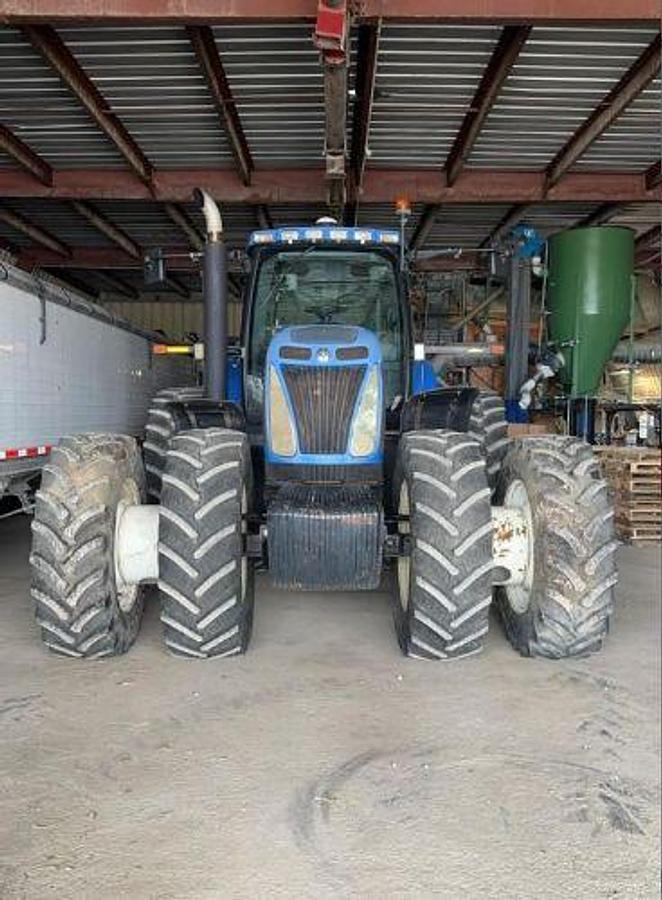 Used 2008 NEW HOLLAND T8050