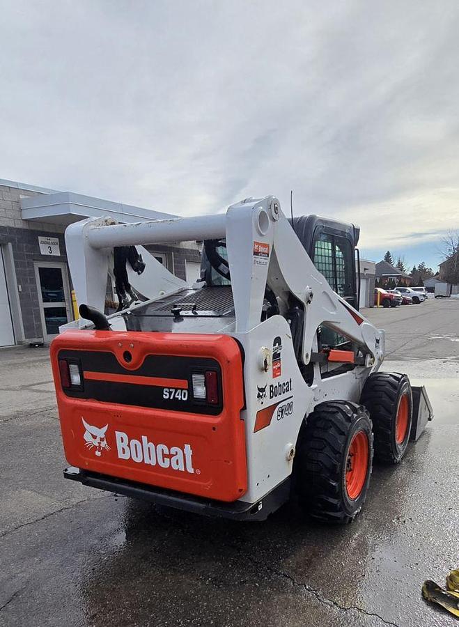 Used 2023 Bobcat S740