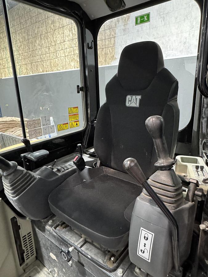 Used 2015 Caterpillar  303E CR Mini Excavator