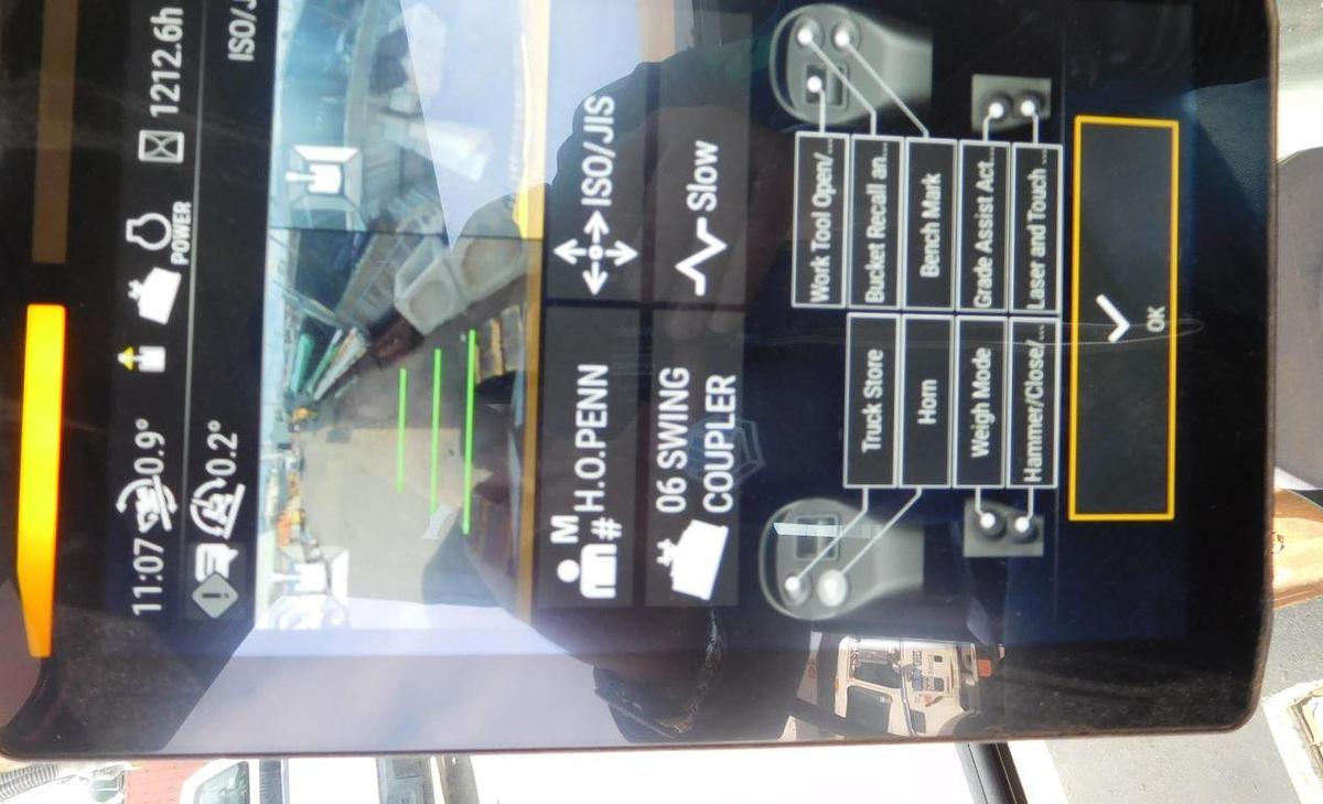 Used 2022 CATERPILLAR 325FL