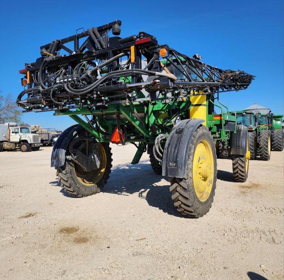 Used 2005 JOHN DEERE 4720