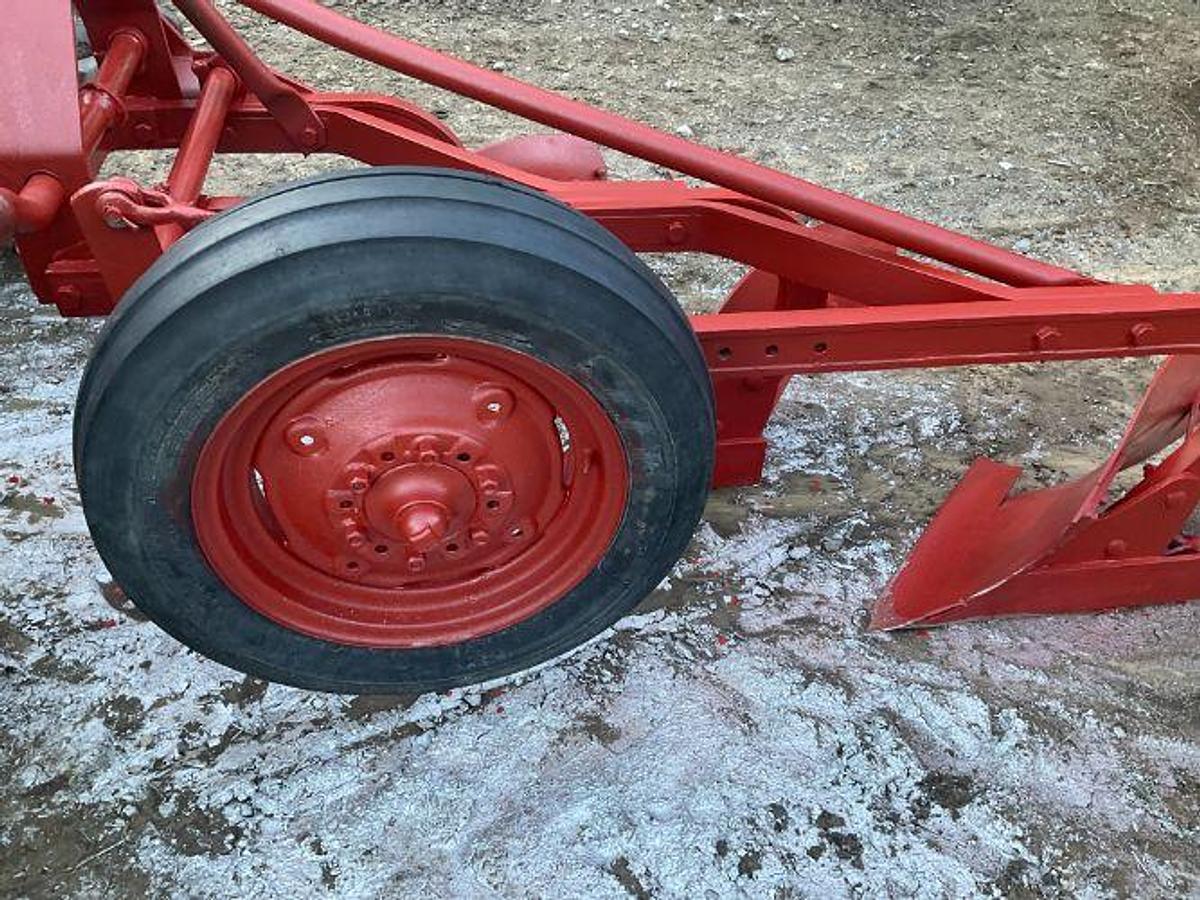 Used 1970 Massey Ferguson 165 With Plow