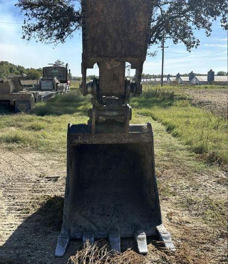 Used 2015 JOHN DEERE 210G LC