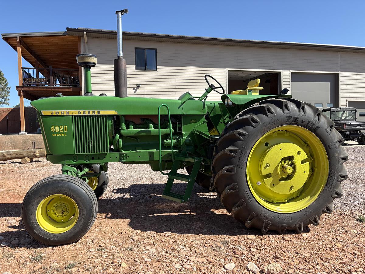 Used 1970 John Deere 4020