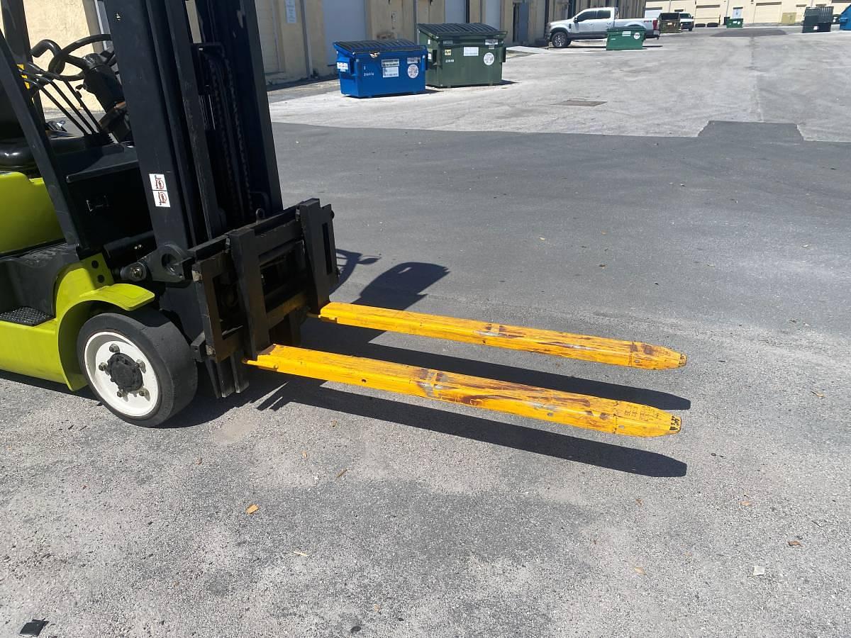 Used 2009 Clark Forklift Model C25cl