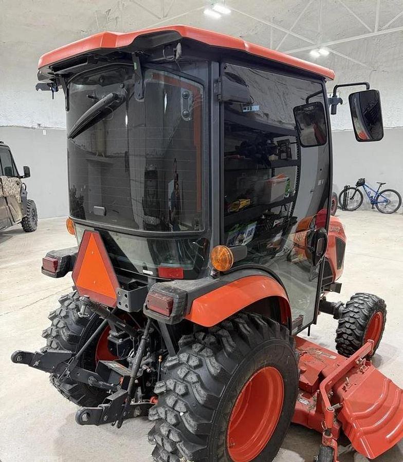 Used 2024 KUBOTA LX4020HSD Tractor