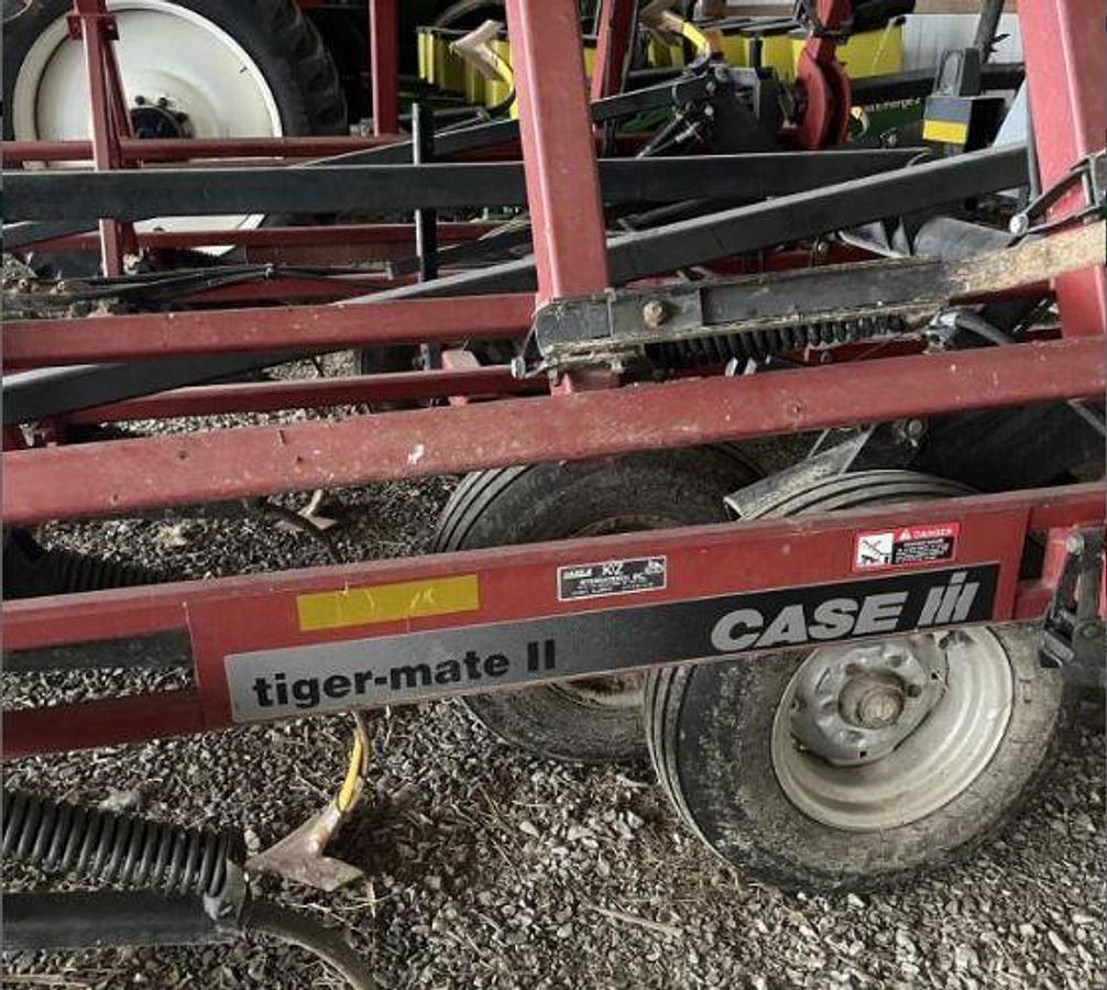 Used 2002 Case IH Tigermate 200