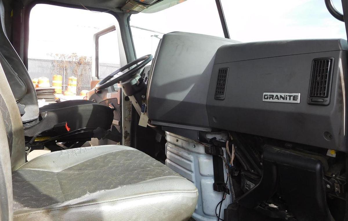 Used 2009 CORMACH 28200E4 ASC MOUNTED ON 2009 MACK GRANITE GU813